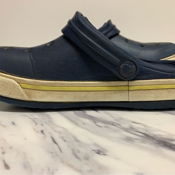 Crocs J2 - Picture 3 of 6